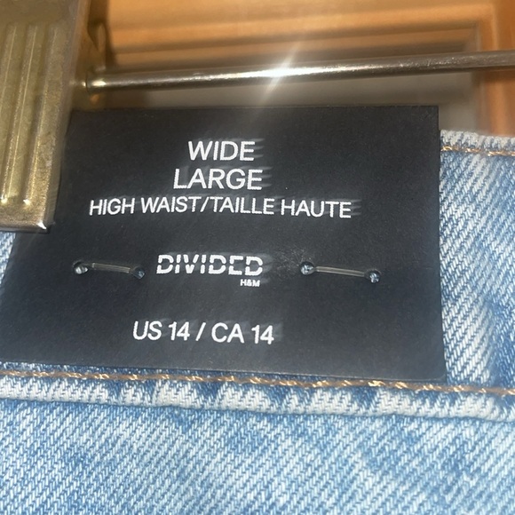 New With Tags /H&M Demin Wide Leg Jeans , size 14 - Picture 4 of 5
